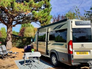 Met de camper of buscamper door Zuid-Bretagne: tussenstop in La Trinité-sur-Mer